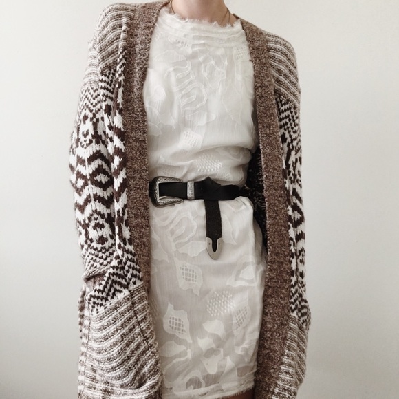 American Eagle Outfitters Sweaters - American Eagle Oversize Knit Aztec Cardigan